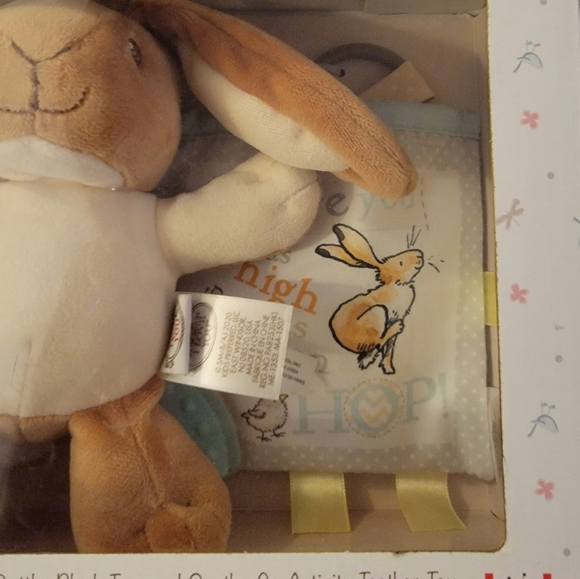 "Guess How Much I Love You" 3 Piece Gift Set for Baby - Picture 3 of 8